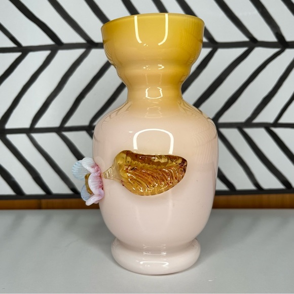 Victorian Stevens & Williams Cased Glass Overlay Vase w/ Applied Flower & Leaf - Picture 7 of 13